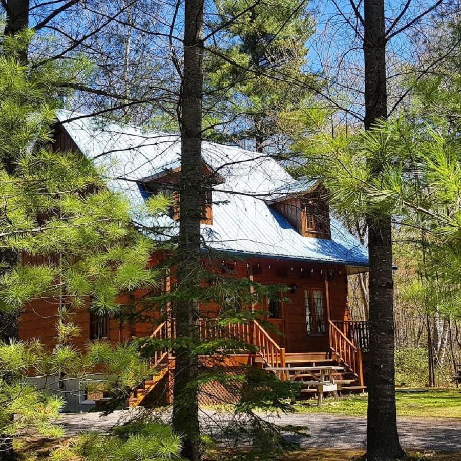 Les Chalets Sur Le Cap Saint Joachim Exterior photo