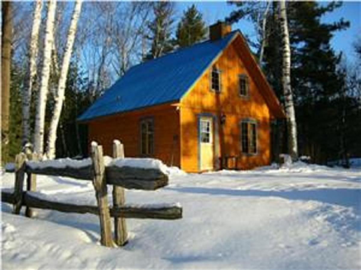 Les Chalets Sur Le Cap Saint Joachim Exterior photo