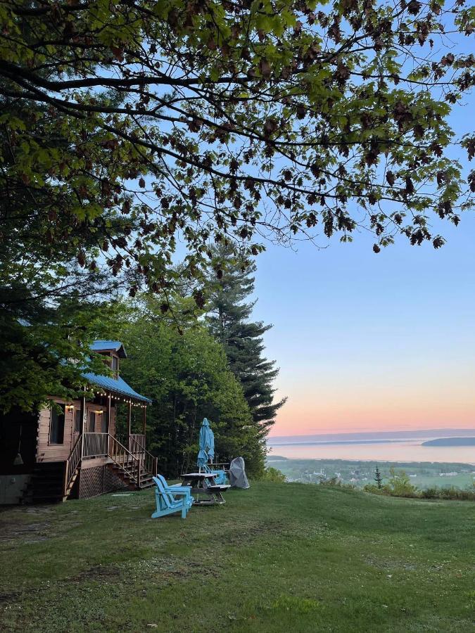 Les Chalets Sur Le Cap Saint Joachim Exterior photo