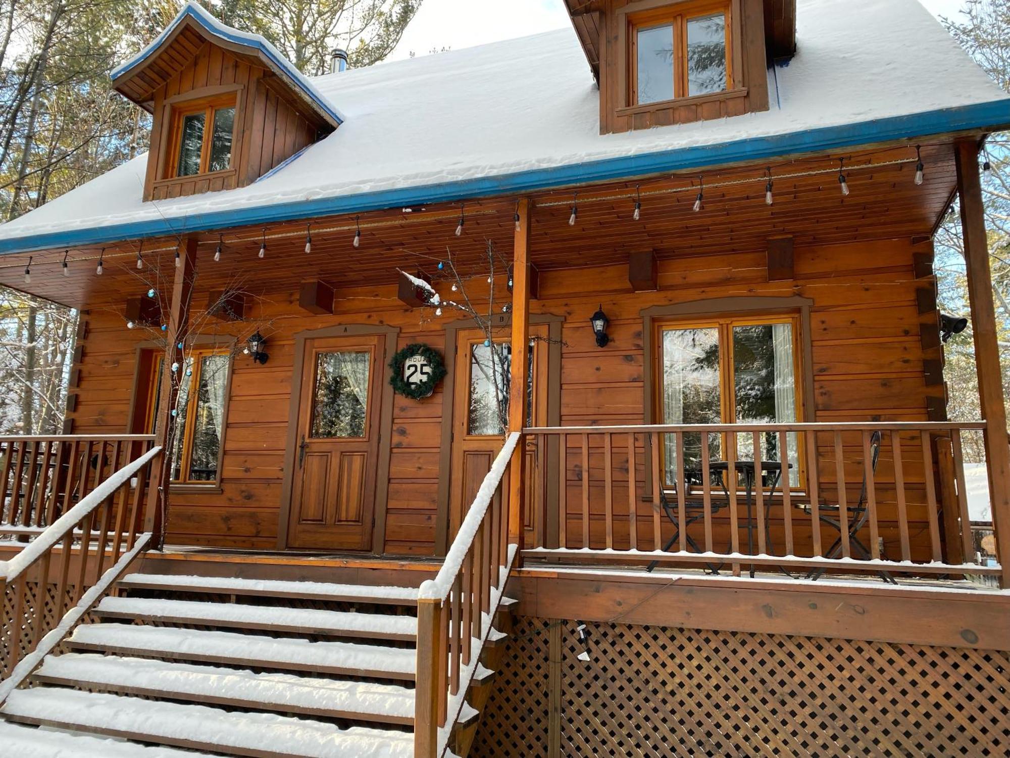 Les Chalets Sur Le Cap Saint Joachim Exterior photo