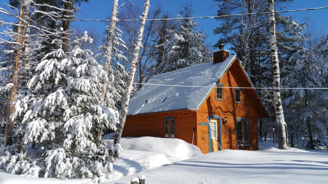 Les Chalets Sur Le Cap Saint Joachim Exterior photo